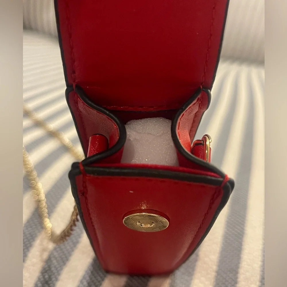 CHRISTIAN LOUBOUTIN Red Lipstick & Sexy Lipstick Case with Gold Chains ❤️❤️❤️